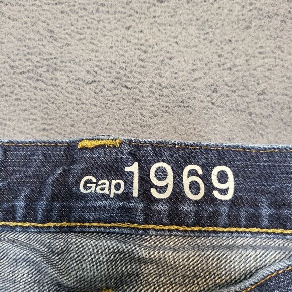 Gap 1969 Jeans Mens 35x30 Blue Relaxed Straight Leg Distressed Denim - Picture 3 of 10